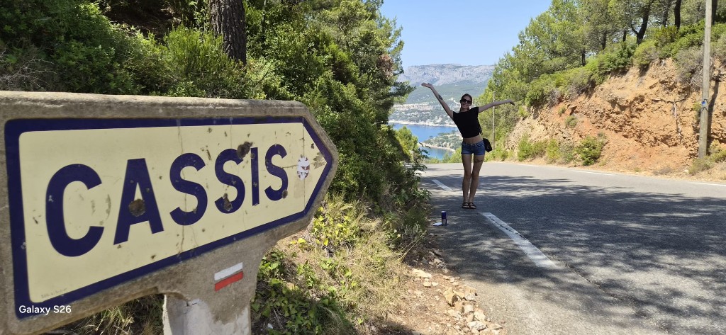 Road to Cassis with coastal view