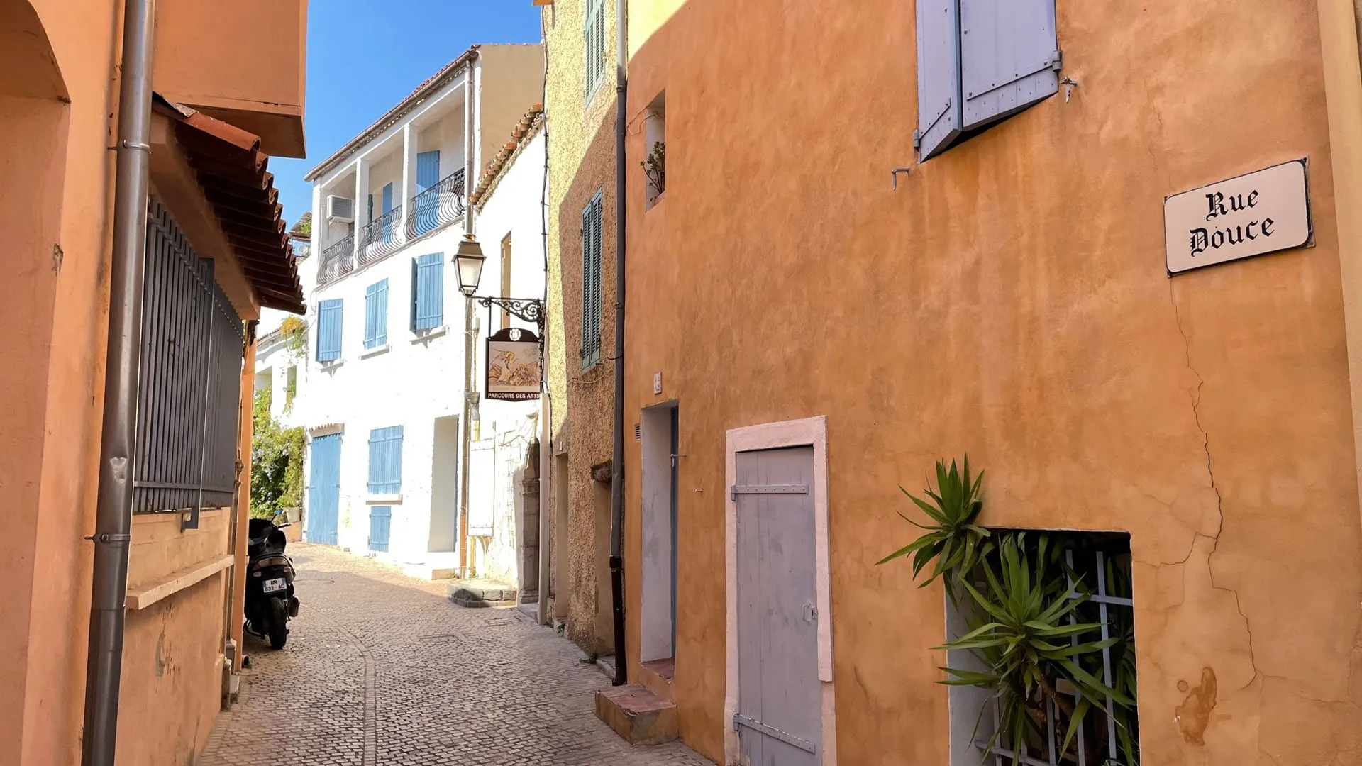Le Castellet architecture